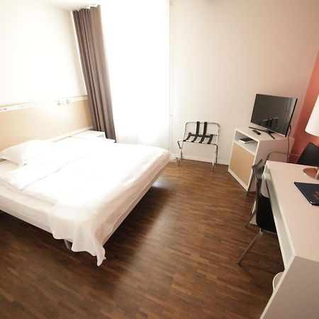 Auberge De Prangins Bagian luar foto