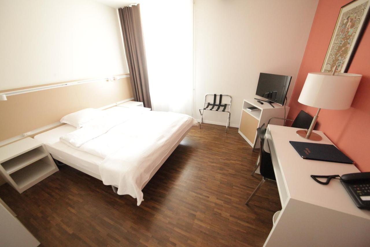 Auberge De Prangins Bagian luar foto